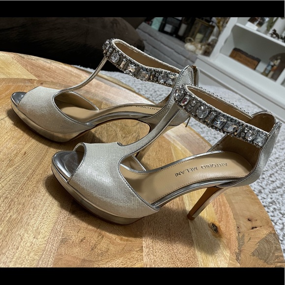 Antonio Melani Silver high heels with jewel embellishments - Picture 3 of 16
